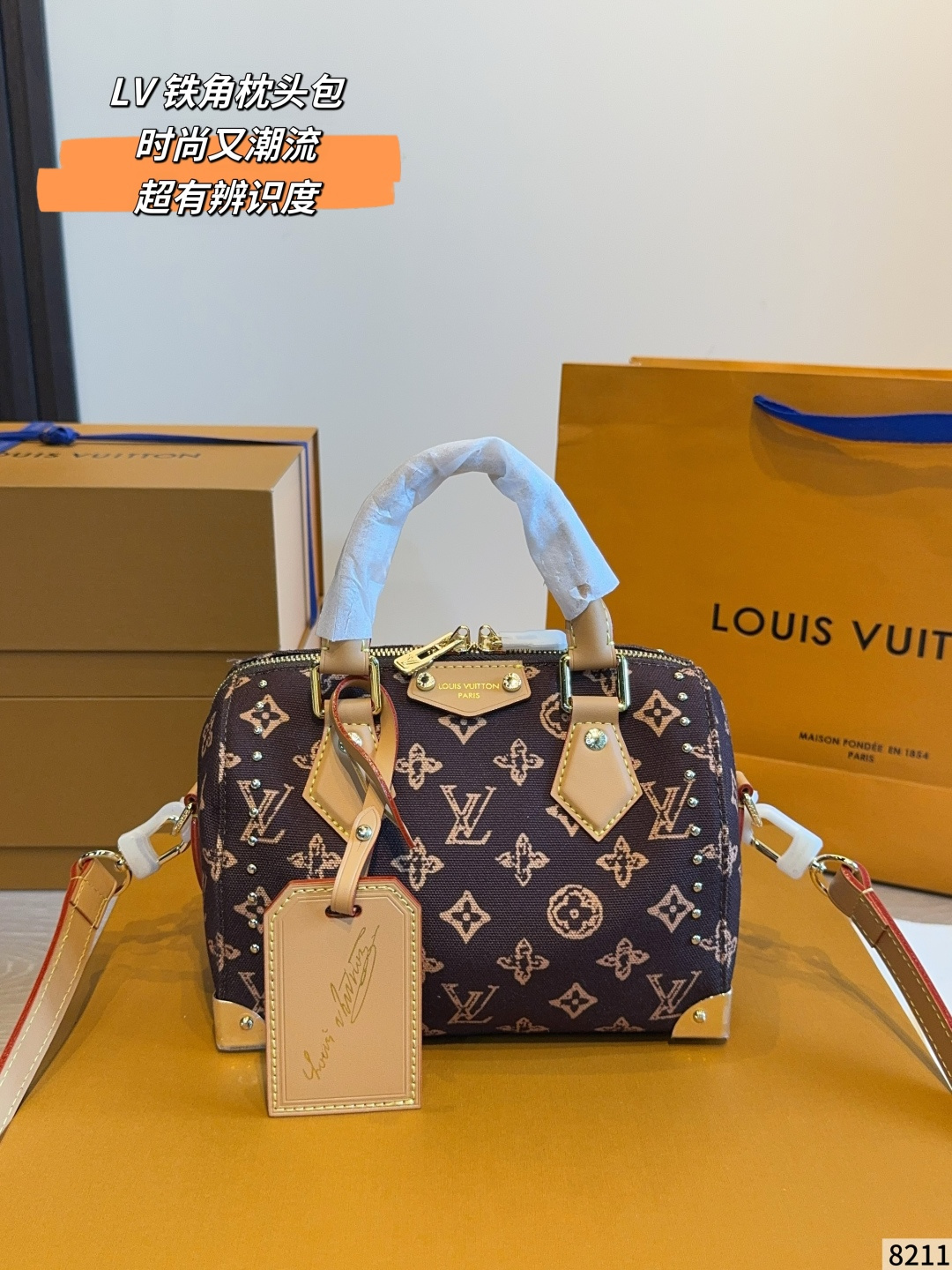 Louis Vuitton LV Speedy Handbag Cowhide Leather
